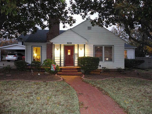 1st image of 1302 Lee St