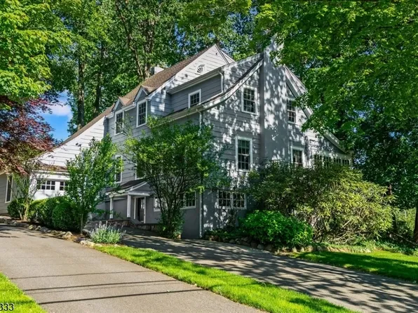 48 Baltusrol Way, Millburn Twp., NJ 07078