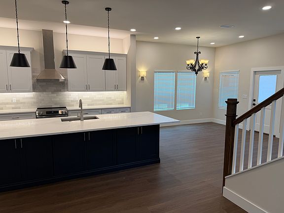 2nd image of 59 Weeden St