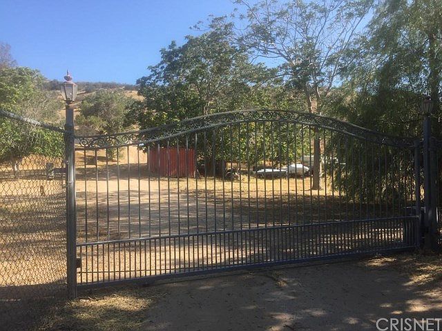 1st image of 8616 Sierra Hwy