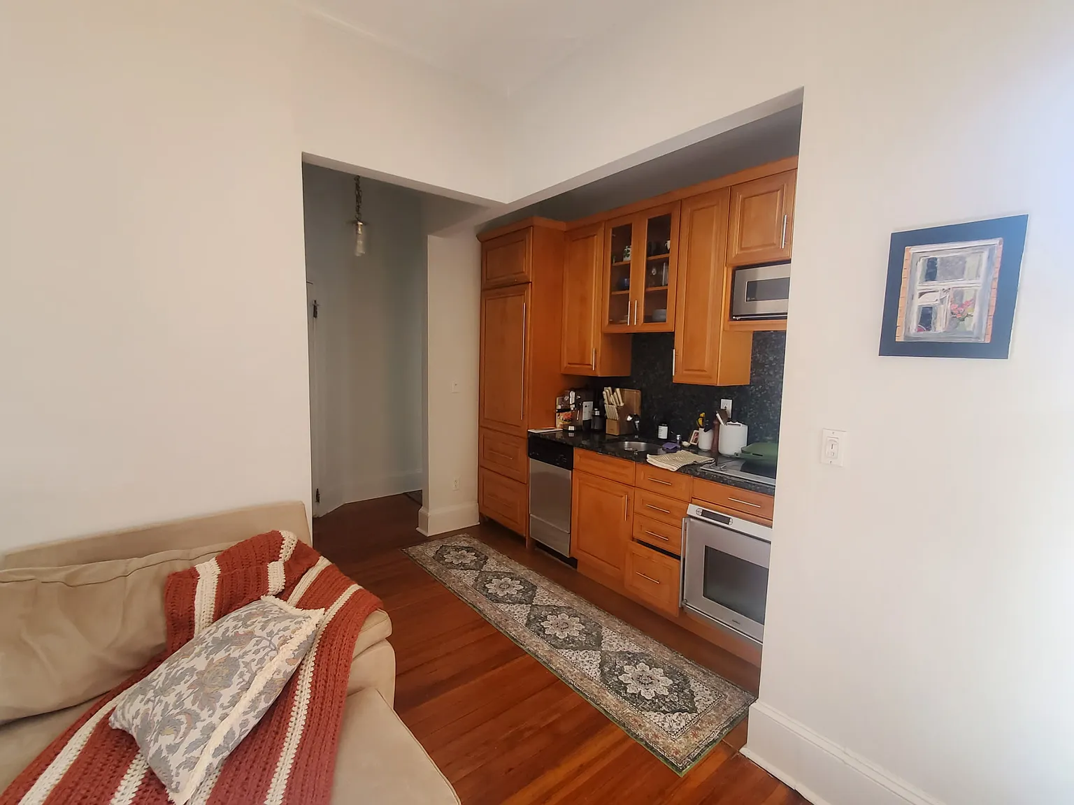 1 bed, 700 sqft, $3,300 — Photo 2