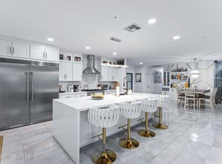 8480 E COOLIDGE Street E, Scottsdale, AZ 85251