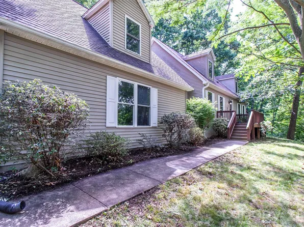 142 Blake Dr, Canton, NC 28716