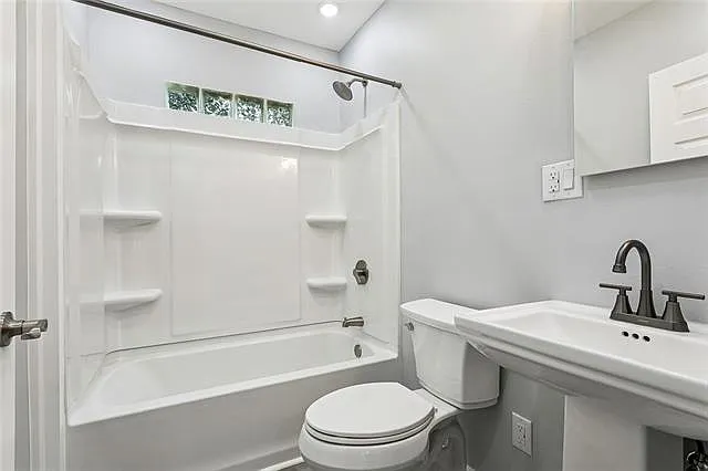 416 Deckbar Ave — Photo 11