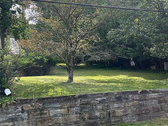 3rd image of 1231 College Park