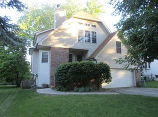 824 Croghan Ave, Joliet, IL 60436