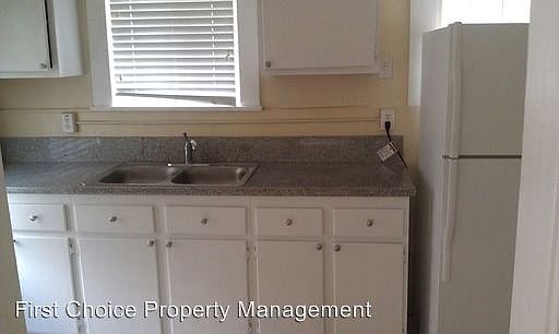 2nd image of 3444 Fairmount Blvd