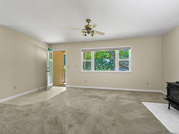 5th image of 760 Belglen Way