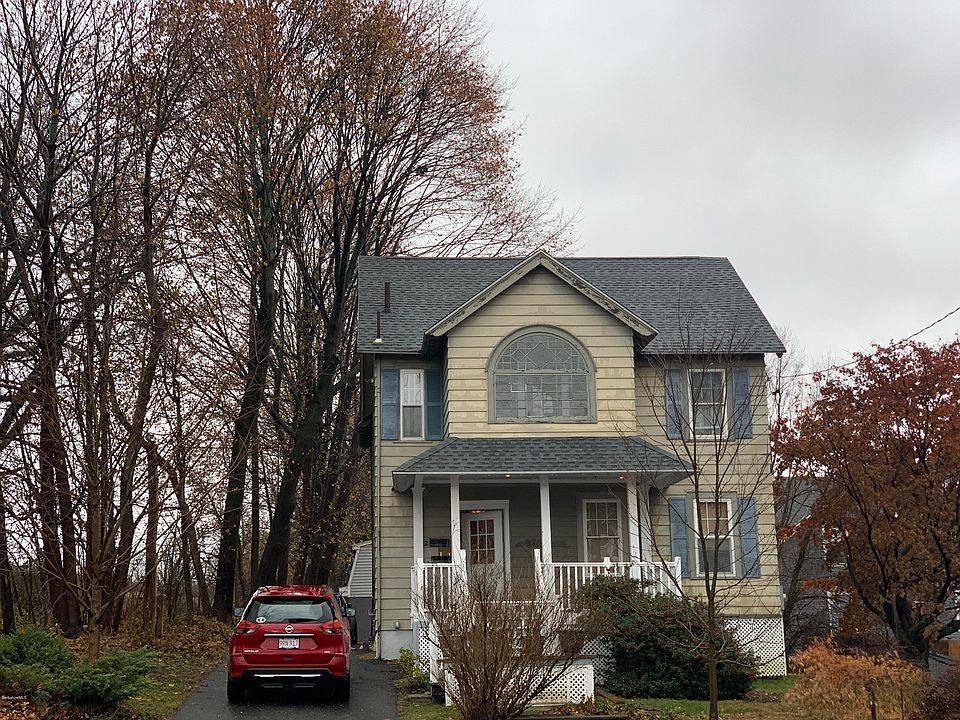 2nd image of 836 North St