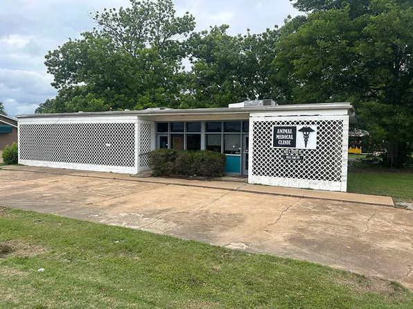 611 S State St, Clarksdale, MS 38614