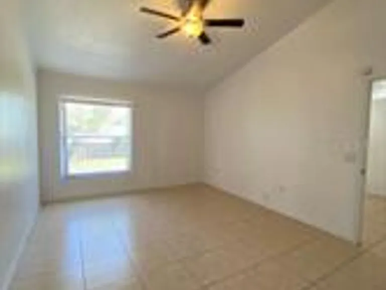 1551 Ortega Ave — Photo 15