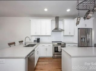 2118 Bryant Park Dr, Charlotte, NC 28208