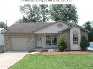 105 Chestnut St, Eleanor, WV 25070