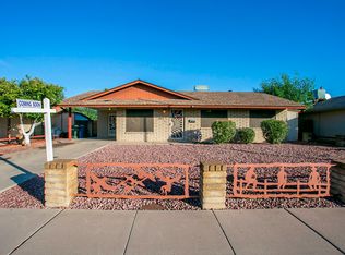 2402 W Laurel Ln, Phoenix, AZ 85029
