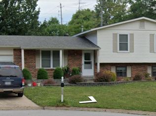 6 Jane Ct, Saint Peters, MO 63376