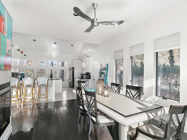 22 Maylen Dr — Photo 6