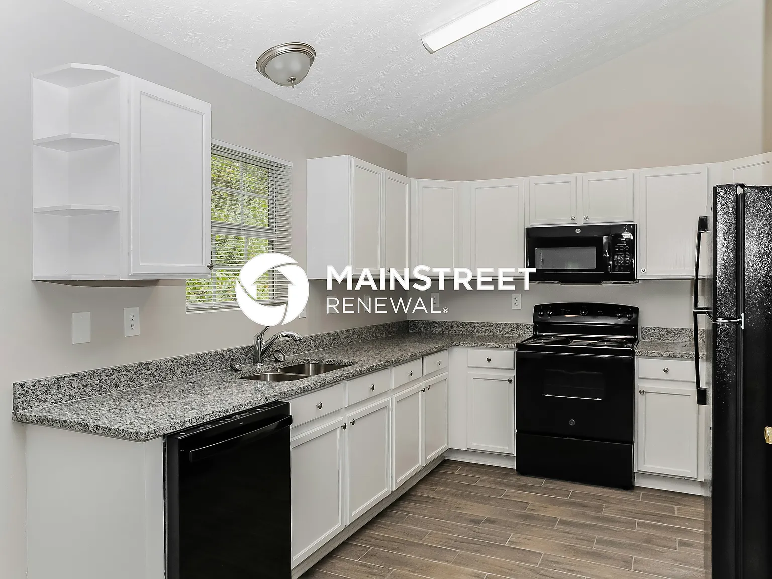 2225 Clayton Rdg — Photo 4
