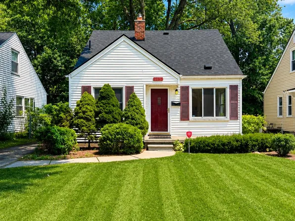 24264 Cloverlawn Ave, Oak Park, MI 48237