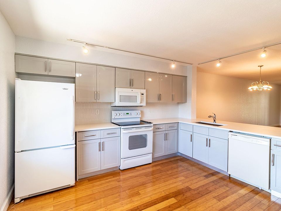 1st image of 3020 Florida Blvd APT 206