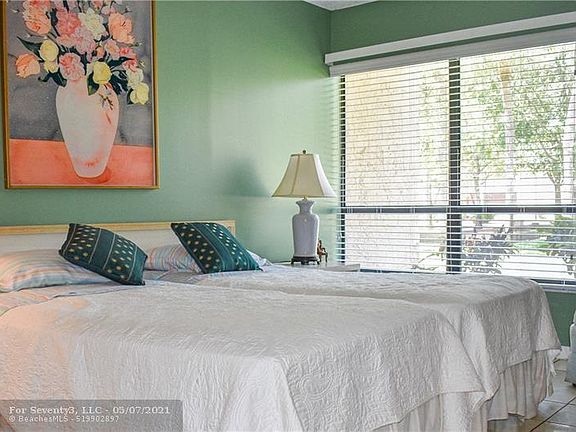 4th image of 2347 SW 15th St APT 63