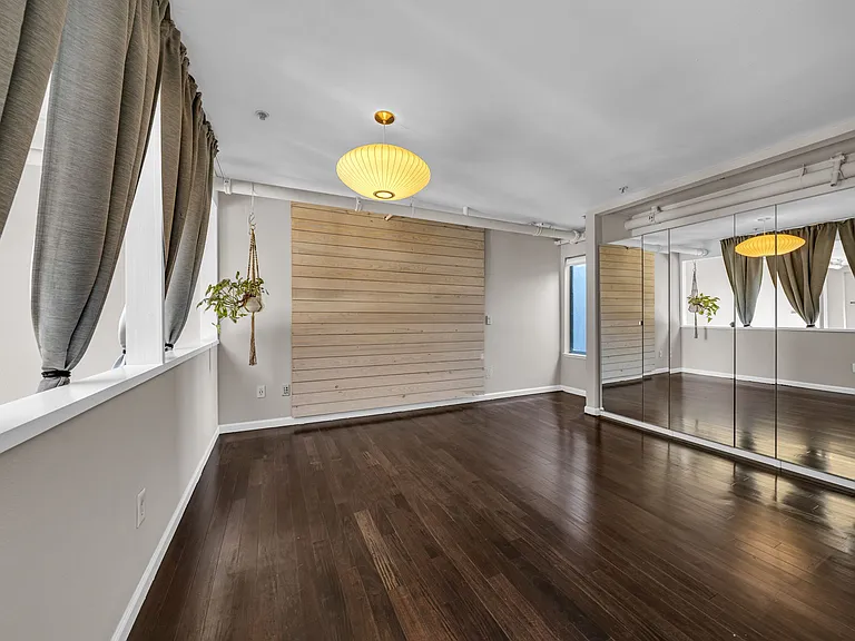 950 Harrison St #212 — Photo 40