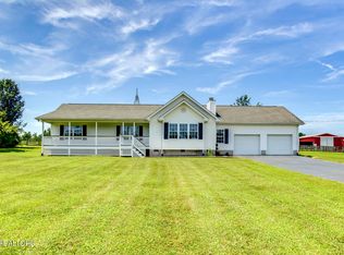 3401 Waller Ferry Rd, Lenoir City, TN 37771