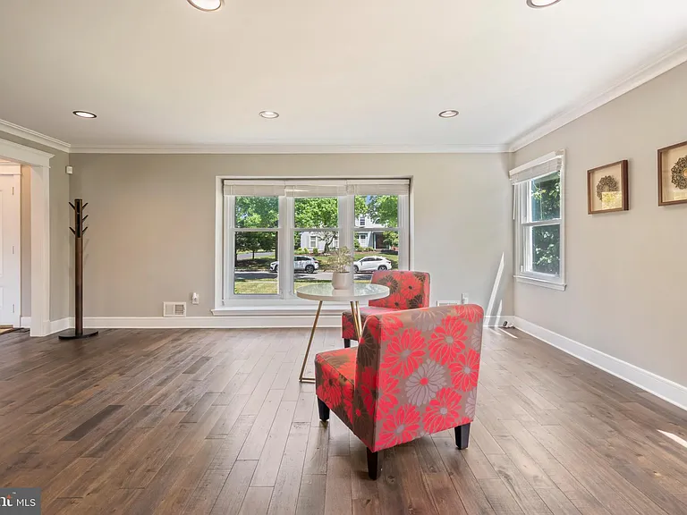 5 Robert Dr — Photo 15