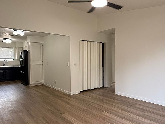 4th image of 136 S 100 E APT 3