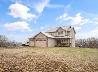 18861 Silo Ct, Shafer, MN 55074