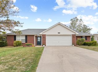 3504 Topanga Dr, Columbia, MO 65202
