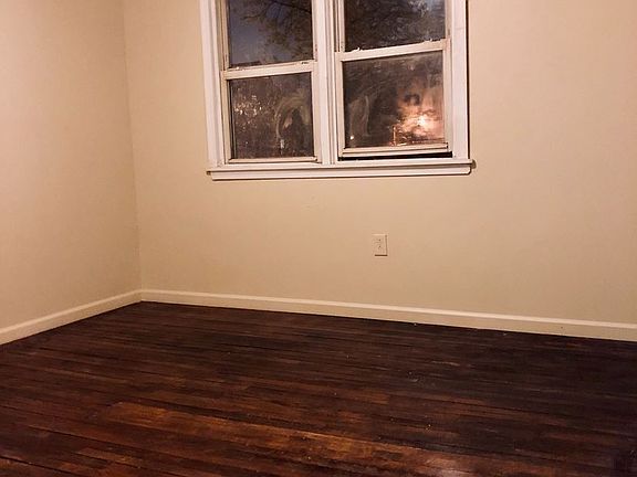 4th image of 162-164 Norwood St
