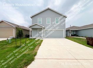 736 Bullsnake Trl, New Braunfels, TX 78130