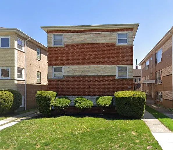 1st image of 3405 S Oak Park Ave #2E
