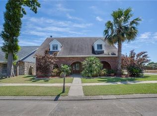3201 Dauterive Dr, Chalmette, LA 70043
