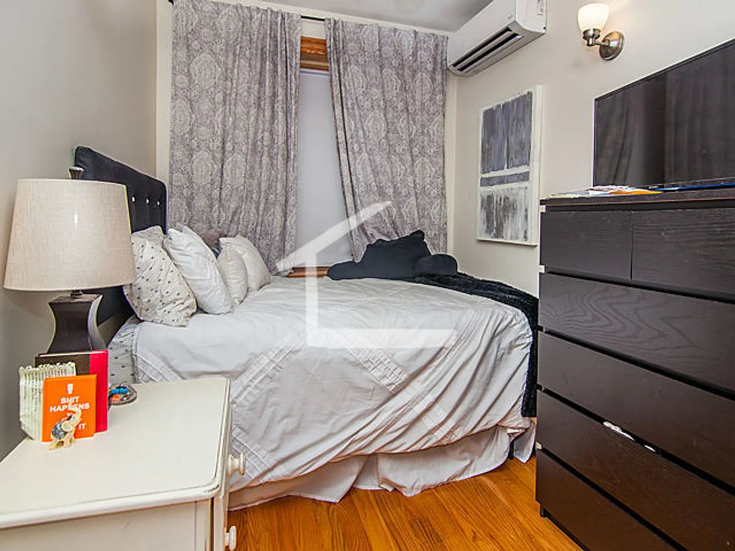 2 bed in Beacon Hill — Photo 2