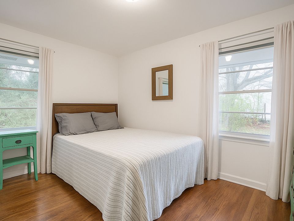 furnished bedroom (new bed)