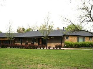 338 S Courtleigh Dr, Wichita, KS 67218