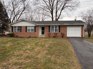 2526 Churchill Ct, Bowling Green, KY 42104