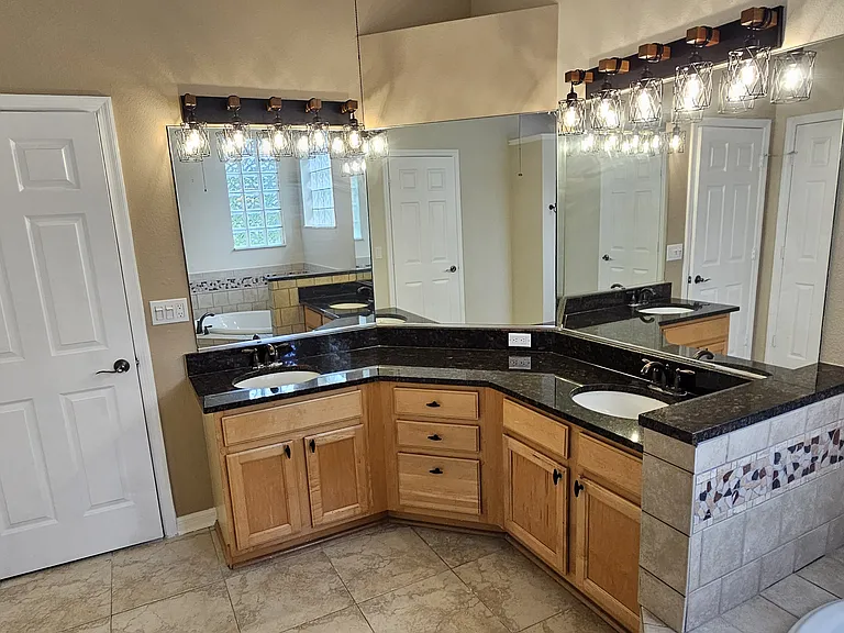 Winding Waters Cir — Photo 10
