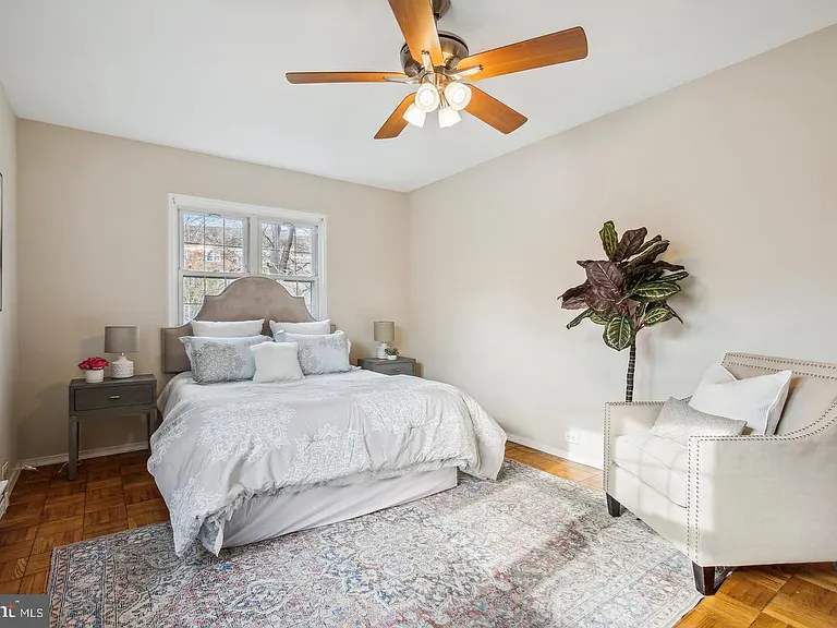3139 Martha Custis Dr — Photo 18