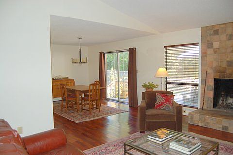 2nd image of 8328 Park Vista Cres