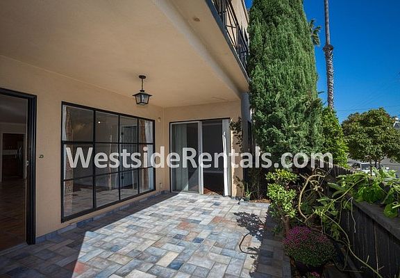 4th image of 959 6th St #A