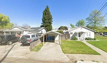 407 Robinson Ave