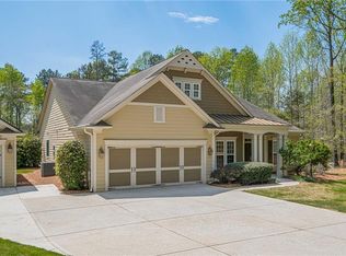 137 Bradford Ct, Hoschton, GA 30548