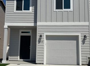 3735 S Roosevelt Pl, Kennewick, WA 99338