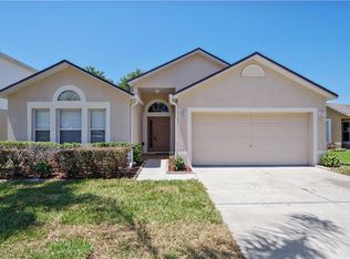 238 Pleasant Gardens Dr, Apopka, FL 32703