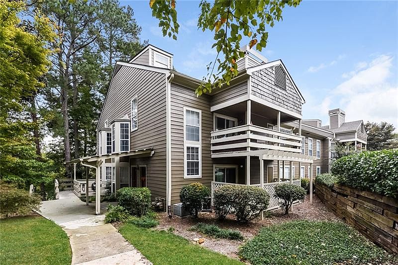 1st image of 501 Riverview Dr SE