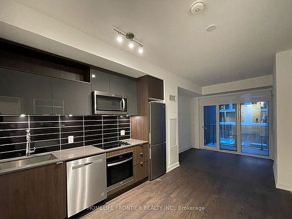 2nd image of 121 Lower Sherbourne St #1247