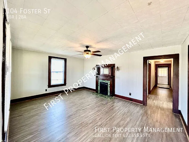 104 Foster St — Photo 5