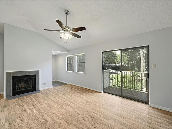 4th image of 9226 Jollyville Rd APT 221